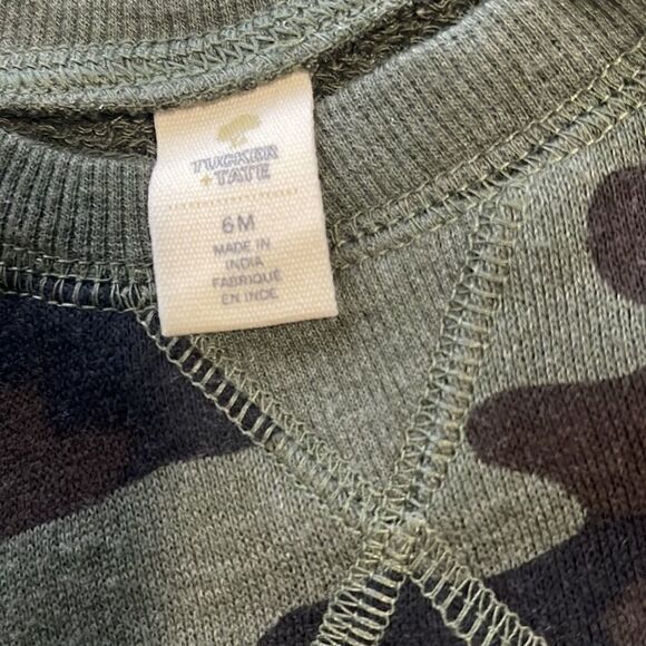 tucker + tate | 2 piece outfit - Picture 3 of 5